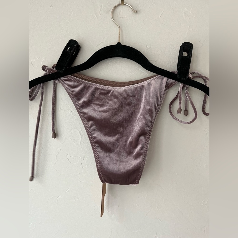 HTF SKIMS SWIM VELVET TIE BIKINI BOTTOMS UMBER S M - Picture 7 of 7